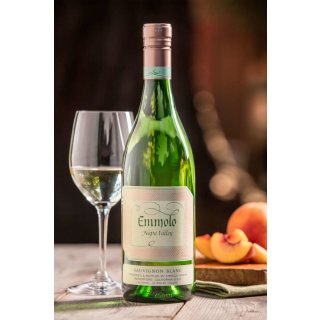 CAYMUS - EMMOLO Napa Valley  Sauvignon Blanc 2017 - 0,75 Liter- 90 Points Wilfred Wong of Wine.com